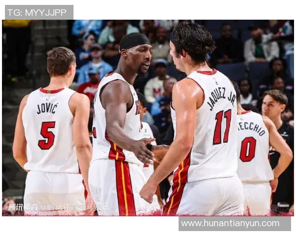 2015年尼克斯与热火激战回顾：经典对决中的传奇时刻与球员表现分析