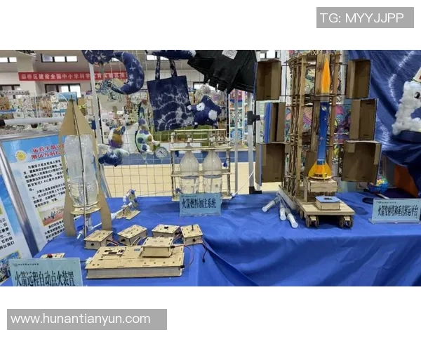 李泓澎：在艺术与科技交汇处探索创新之路的年轻才俊