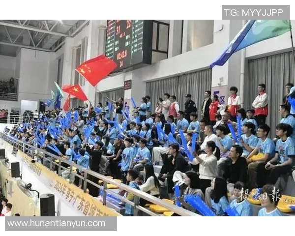 篮球明星游街盛况空前球迷热情高涨共庆篮球文化盛宴