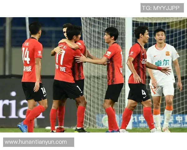 深圳飞盘队比赛经验引发热议球迷对战术和表现的不同看法